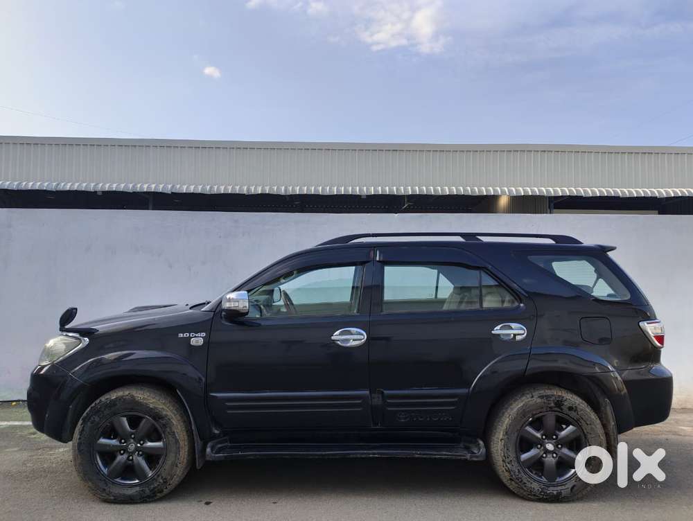 Toyota Fortuner 3.0 4x4 Manual, 2009, Diesel