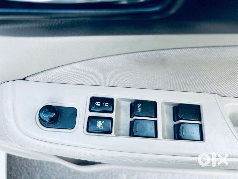Maruti Suzuki Swift Dzire Vxi At Optional, 2019, Petrol