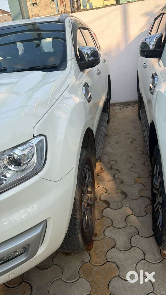 Ford Endeavour 3.2 Titanium At 4x4, 2016, Diesel