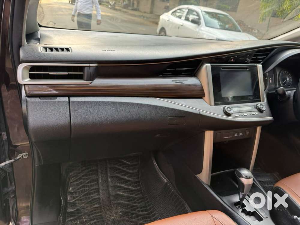 Toyota Innova Crysta 2.8 Zx At, 2017, Diesel