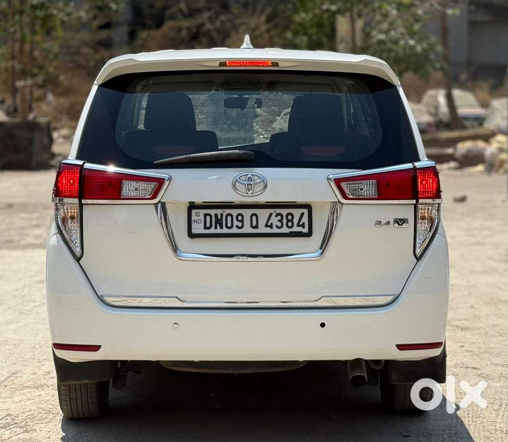 Toyota Innova Crysta 2.4 V, 2018, Diesel