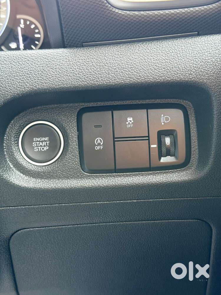 Hyundai Creta King Edition 1.5 Petrol Dual Tone, 2023, Petrol