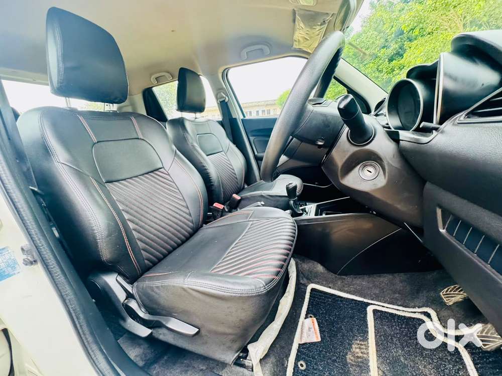 Maruti Suzuki Swift Vxi + Manual, 2021, Petrol