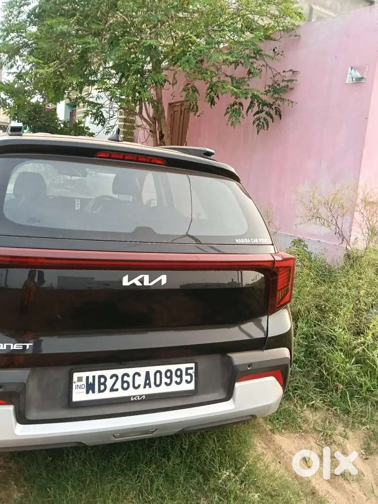 Kia Sonet 2024 Petrol 12400 Km Driven