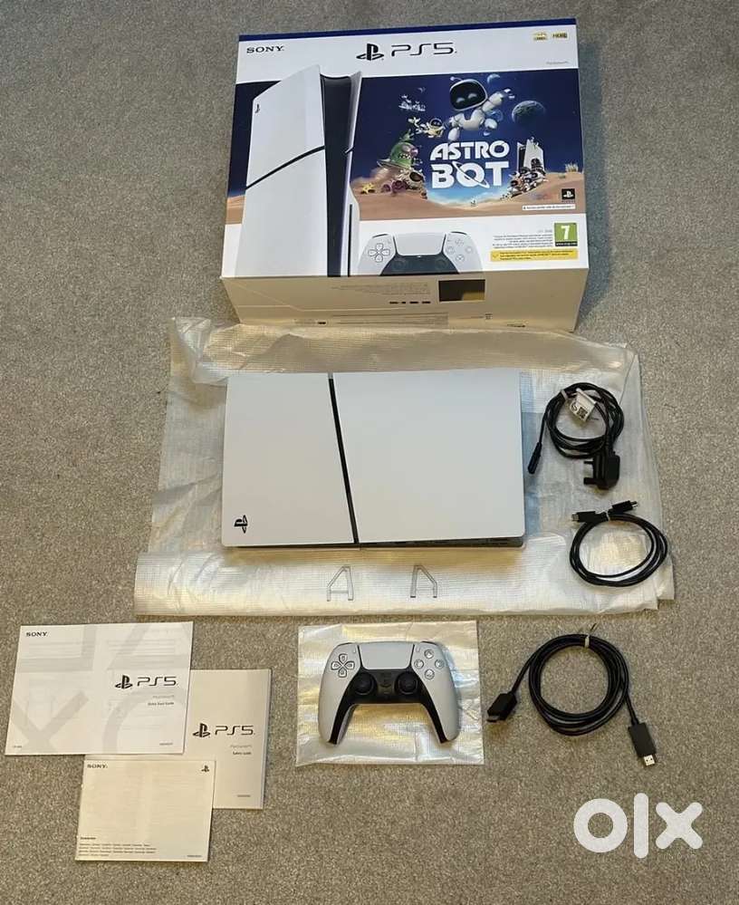 Sony PlayStation 5 Slim Disc Video Game Console 1TB White Boxed Barely