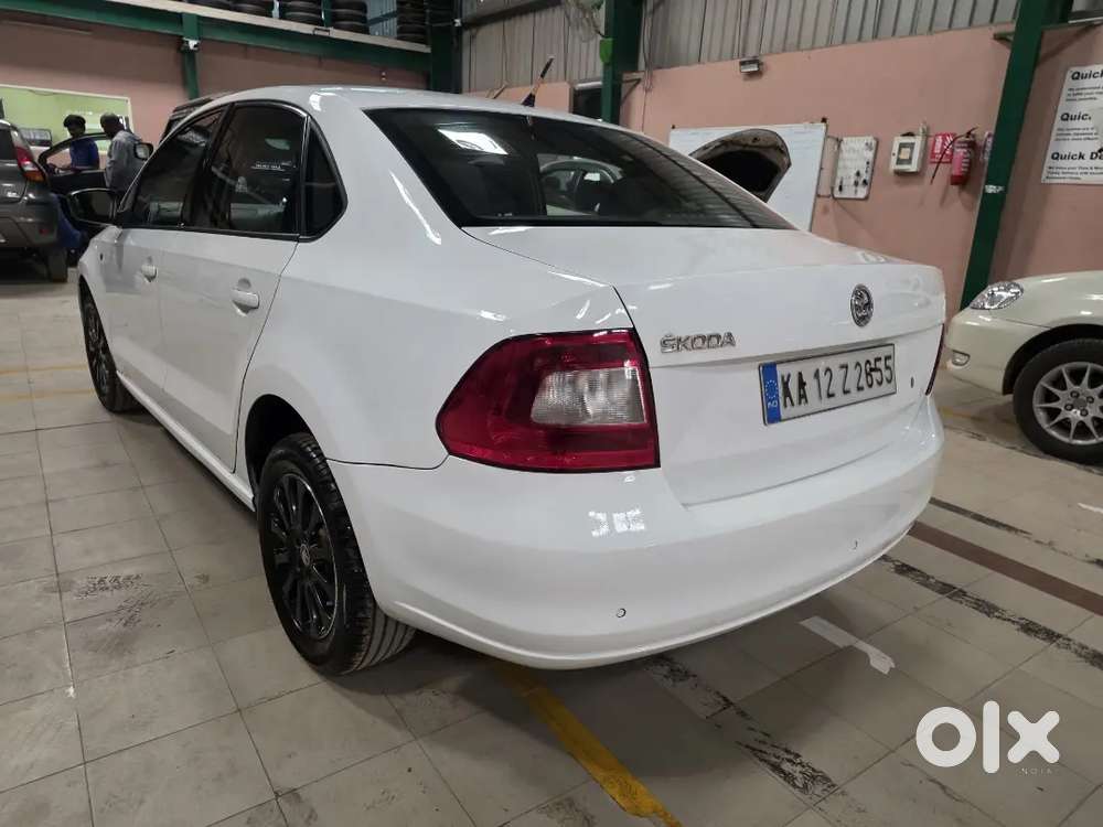 Skoda Rapid Elegance 1.5 2014