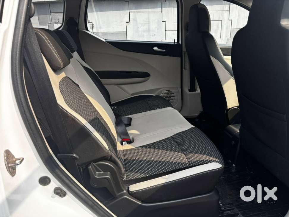 Renault Triber Rxz, 2020, Petrol