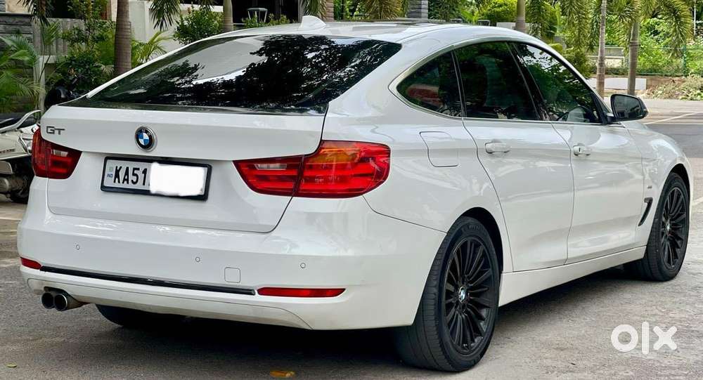 BMW 3 Series GT 320d Luxury Line, 2016, Diesel
