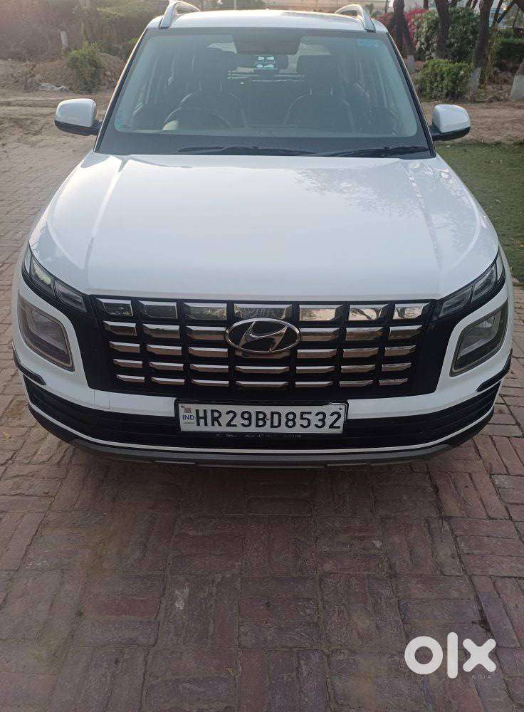 Hyundai Venue S 1.2 Petrol, 2024, Petrol