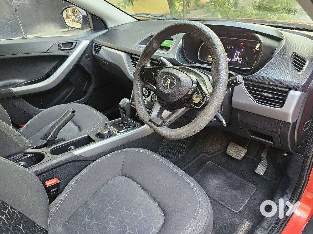 Tata Nexon 1.2 Revotron Xma Amt (s), 2022, Petrol