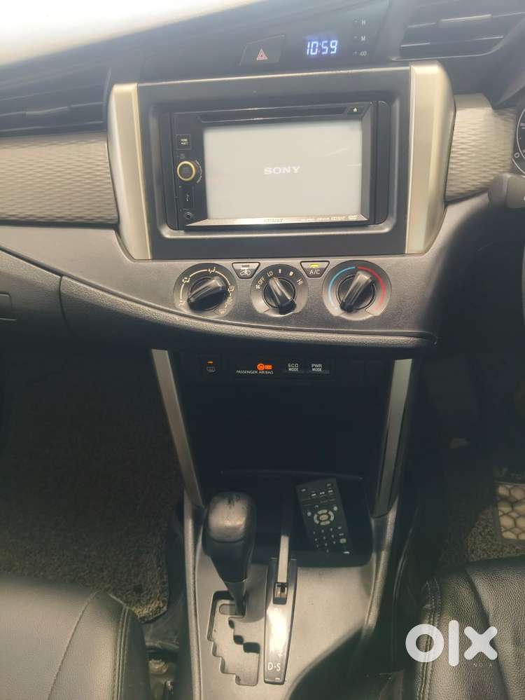 Toyota Innova Crysta 2.8 Gx At, 2017, Diesel