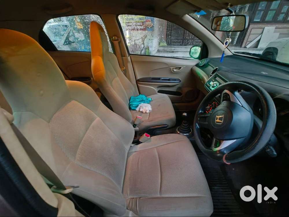 Honda Brio 2012 Petrol Well Maintained