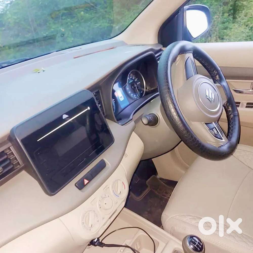 Ertiga Smart Hybrid- 2023 (nov)