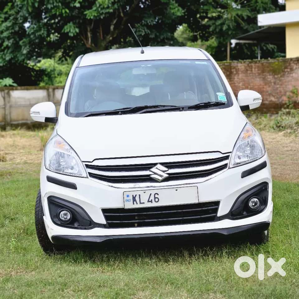 Maruti Suzuki Ertiga Vxi At Petrol, 2017, Petrol