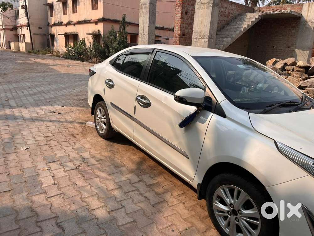 Toyota Yaris 2019 Petrol Well Maintained