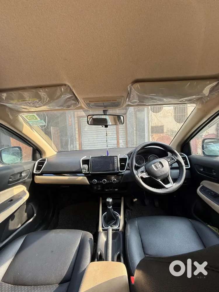 Honda City 2022 Petrol 18700 Km Driven