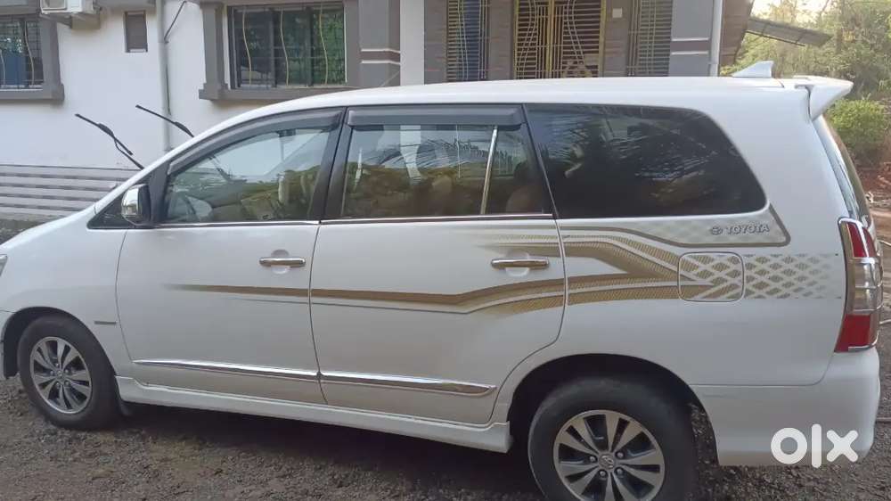Toyota Innova 2015 Diesel Well Maintained