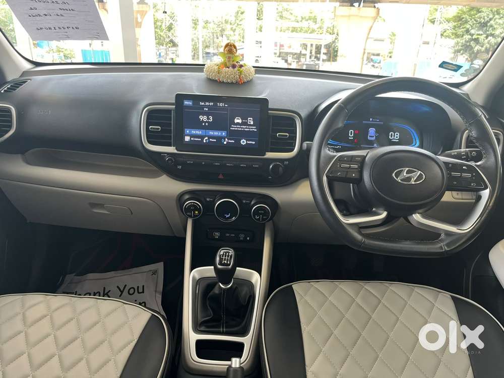 Hyundai Venue Sx Dual Tone Diesel, 2023, Diesel
