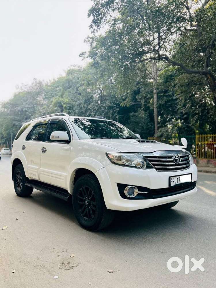 Toyota Fortuner 3.0 4x2 Mt, 2015, Diesel