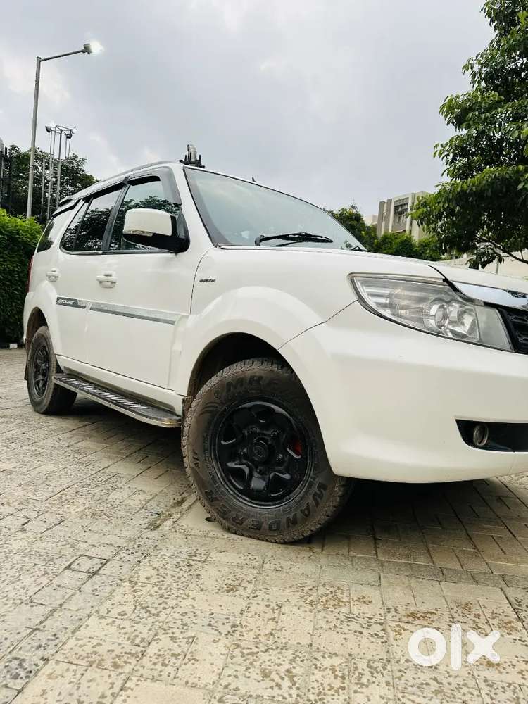 Hr30 Registered Tata Safari Storme 2017 Diesel Well Maintained