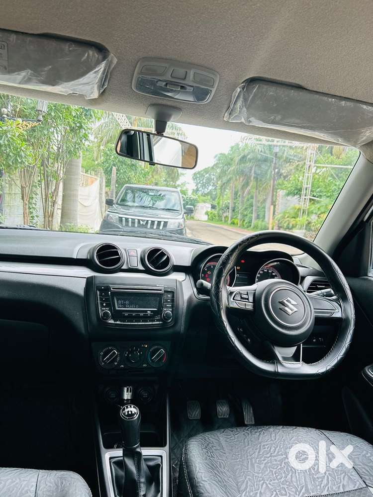 Maruti Suzuki Swift Petrol 2021