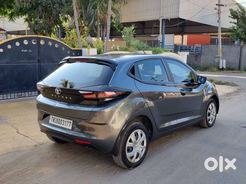 Tata Altroz 1.2 Xt, 2023, Petrol