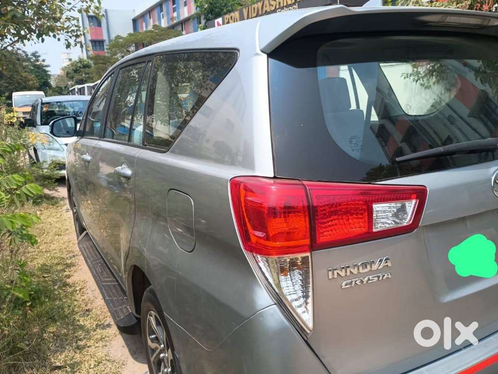 Toyota Innova Crysta 2022