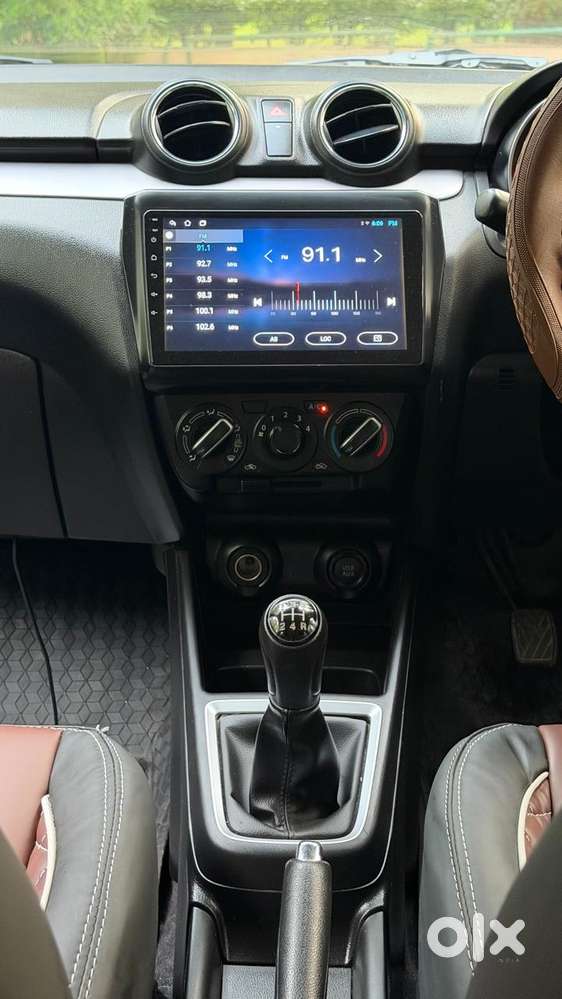 Maruti Suzuki Swift Vxi, 2022, Petrol