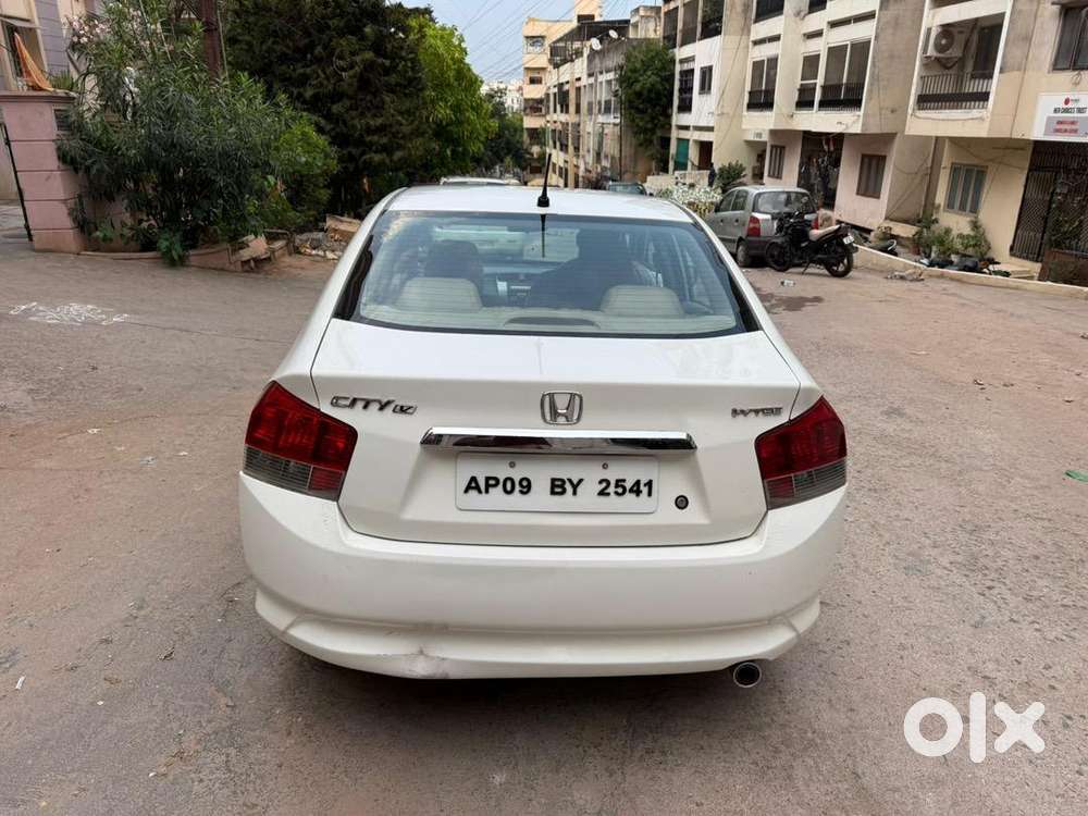 Honda City Ivtech Petrol 2010 --excellent Condition. Ready To Drive