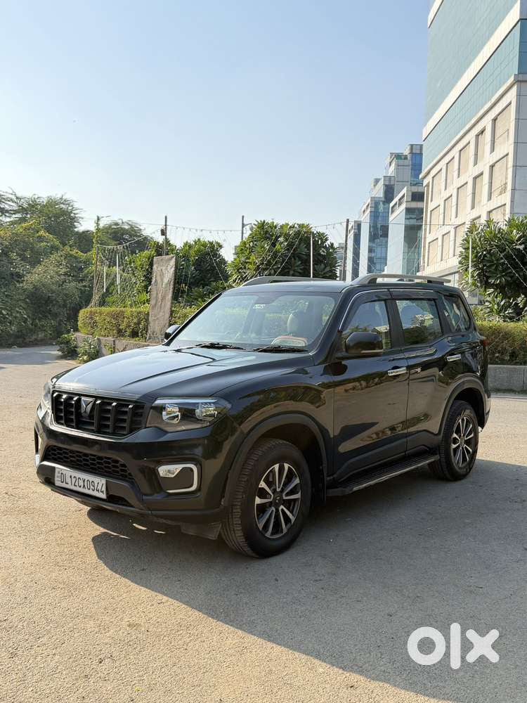 Mahindra Scorpio N Z2 Petrol Mt 7 Str, 2023, Petrol