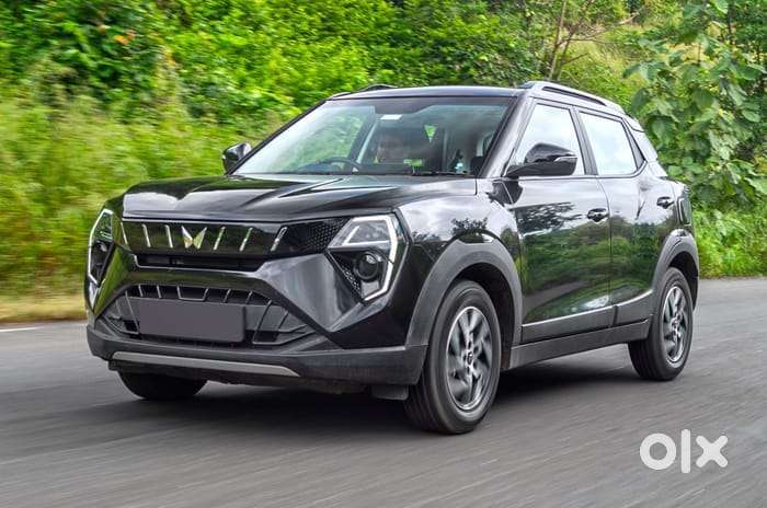 Mahindra Xuv 3xo Ax5 Ds Mt, 2025, Diesel