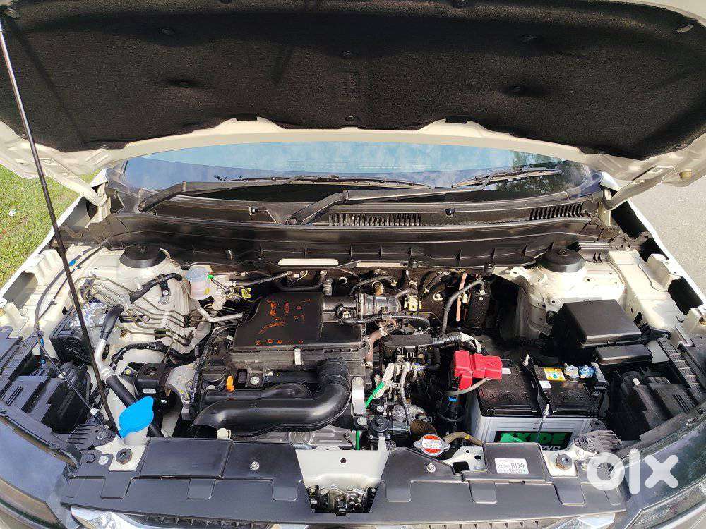 Maruti Suzuki Brezza 1.5 Zxi Smart Hybrid, 2023, Petrol