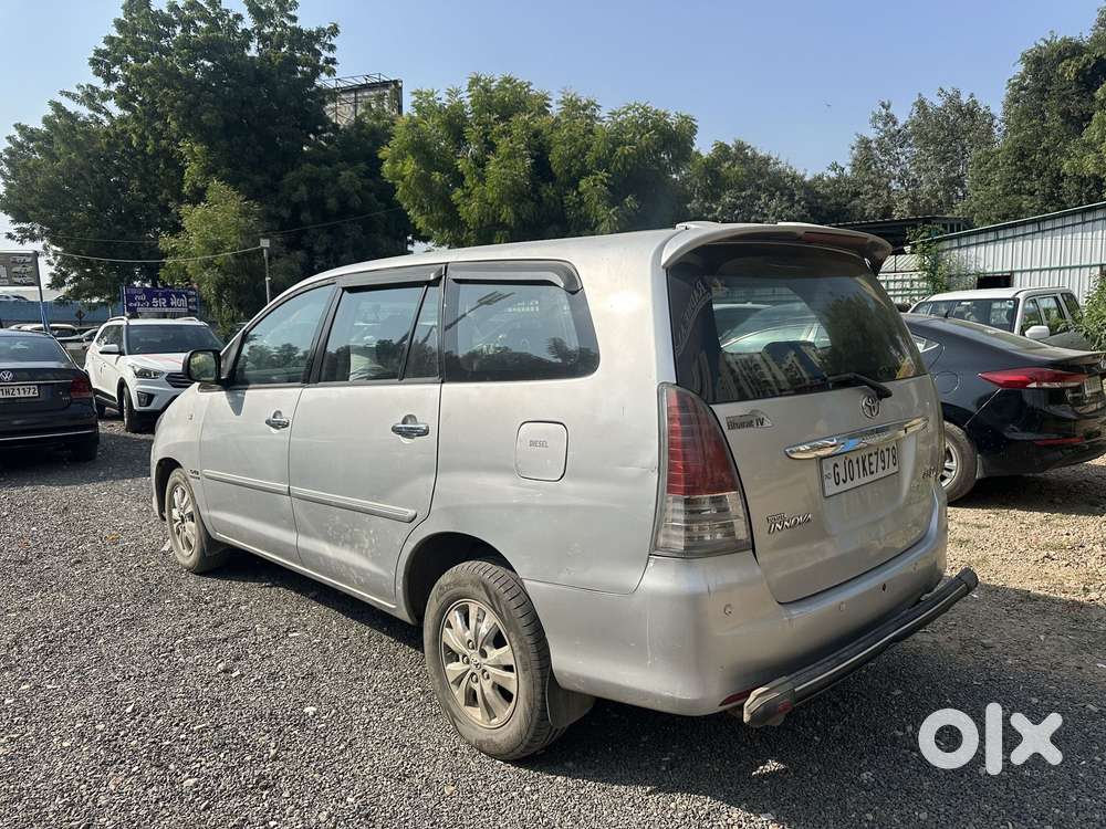 Toyota Innova 2.5 V 7 Str, 2010, Diesel