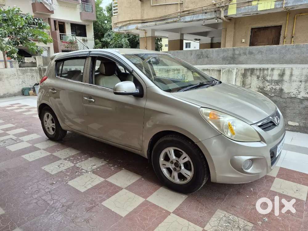 Hyundai I20 2011 Petrol/cng Well Maintained