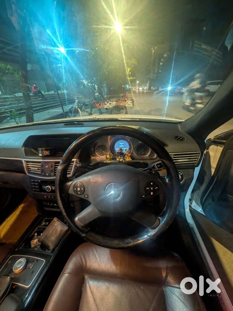 Mercedes-benz E-class 2011 Petrol Well Maintained