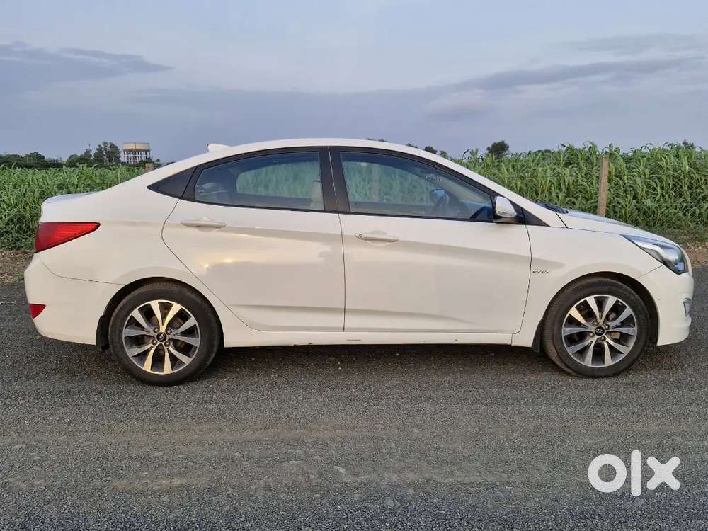 Hyundai Verna Fluidic 2016 Sx  Petrol