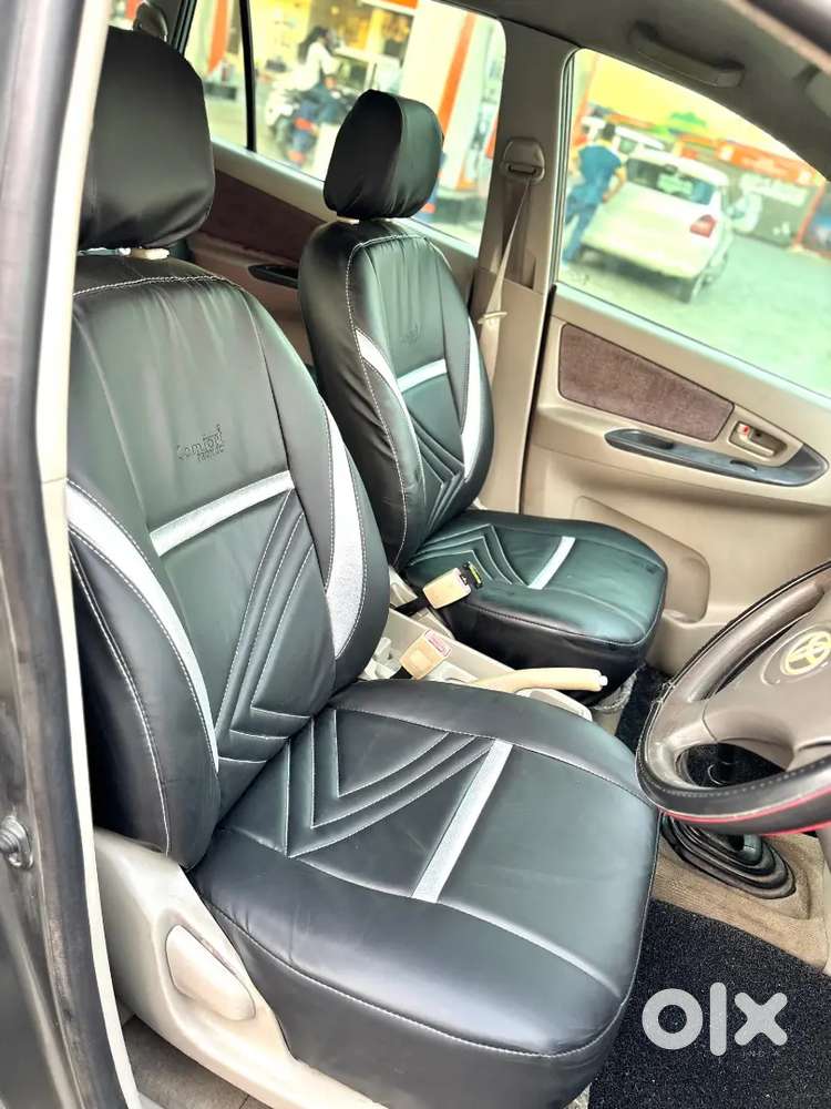 Toyota Innova 2.5g Model Tax Update Till 2030 In Excellent Condition