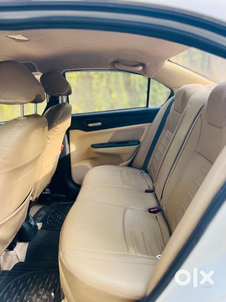 Honda Amaze Vx 1.2 Petrol Cvt, 2022