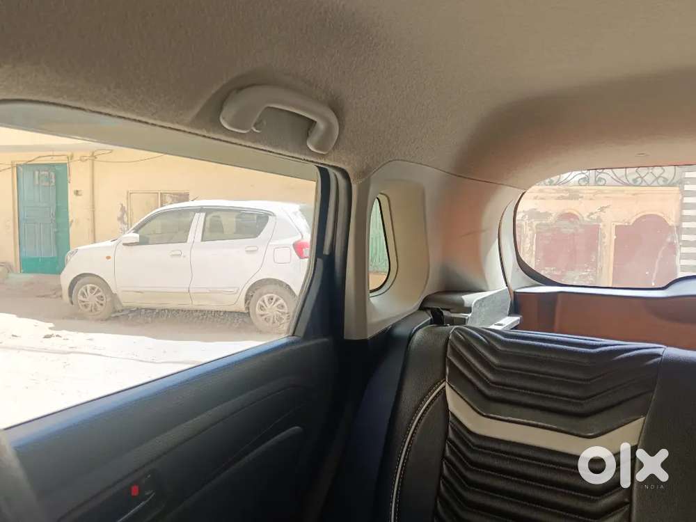 Beezza Lxi 2021 Petrol