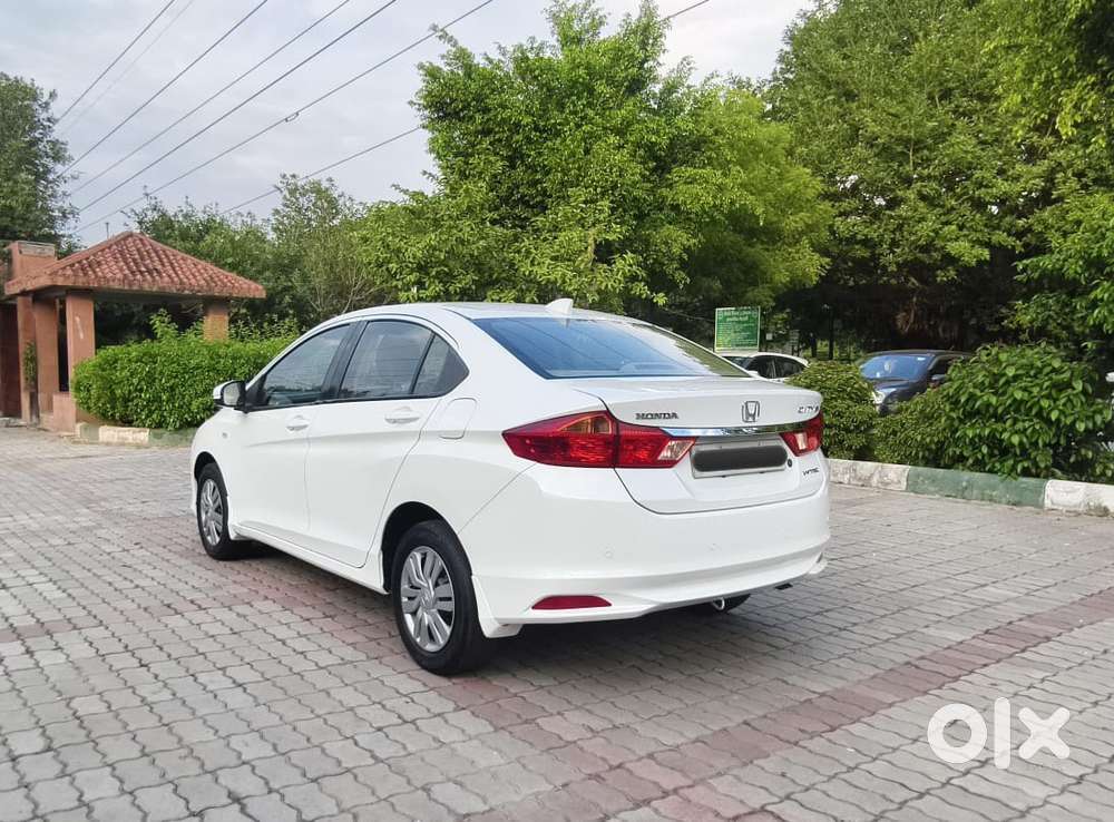 Honda City 2014-2015 I Vtec Sv, 2015, Petrol