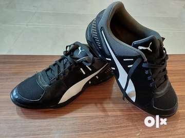 Puma non marking shoes for badminton online