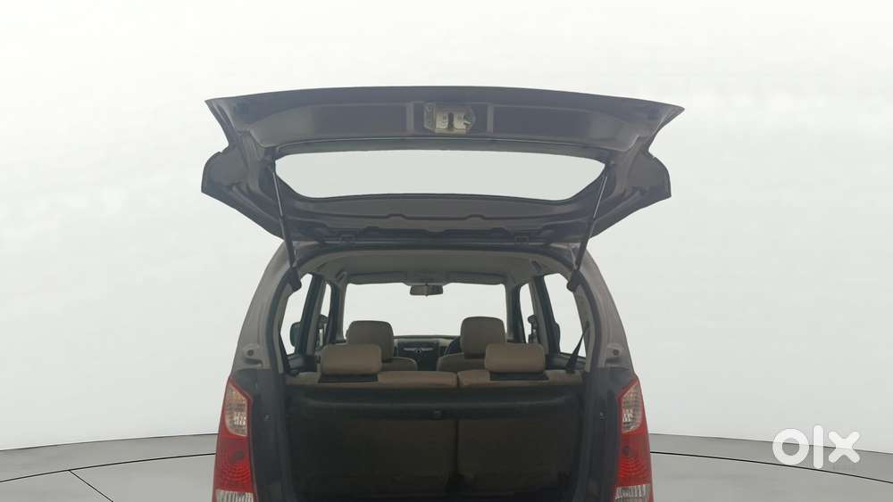 Maruti Suzuki Wagon R Vxi Amt, 2018, Petrol