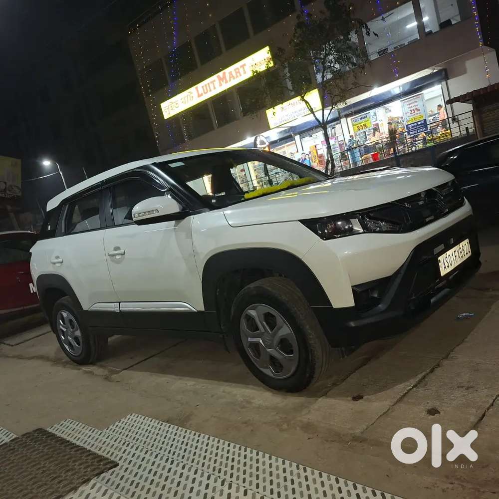 Maruti Suzuki Brezza 2024 Petrol 13950 Km Driven