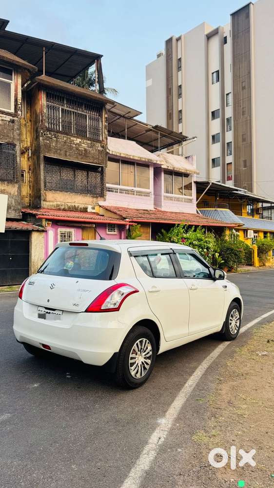 Maruti Suzuki Swift Vxi + Manual, 2018, Petrol