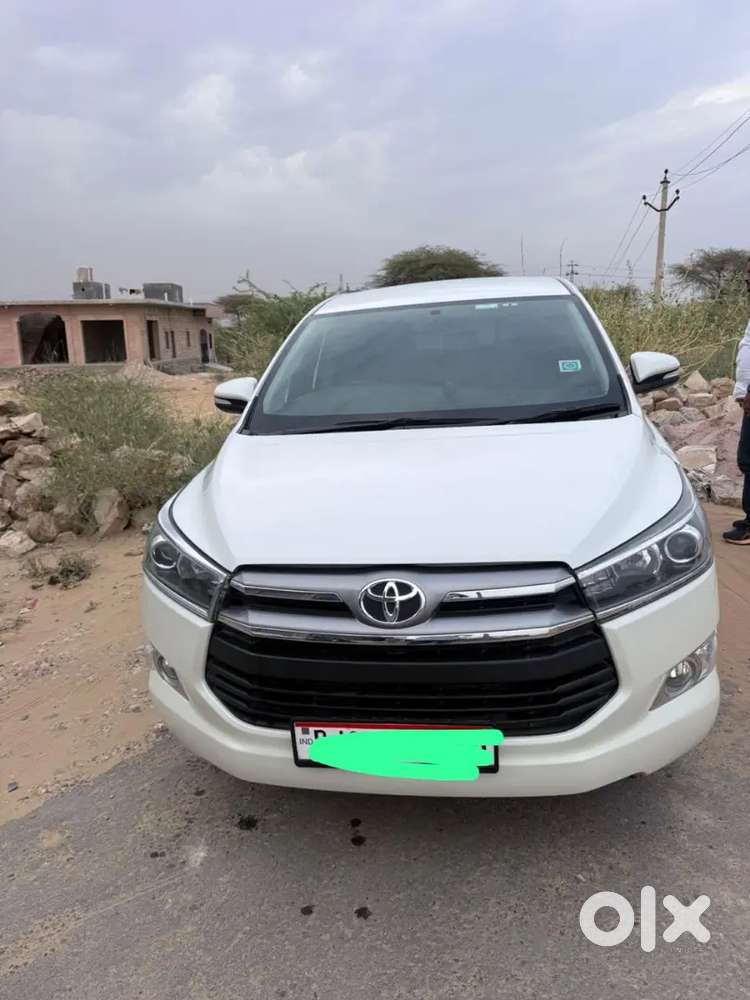 Toyota Innova Crysta 2017 Diesel 35000 Km Driven
