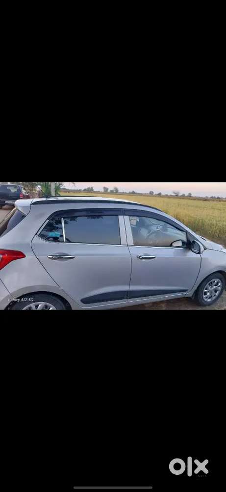 Hyundai Grand I10 Prime 2015 Diesel 120000 Km Driven