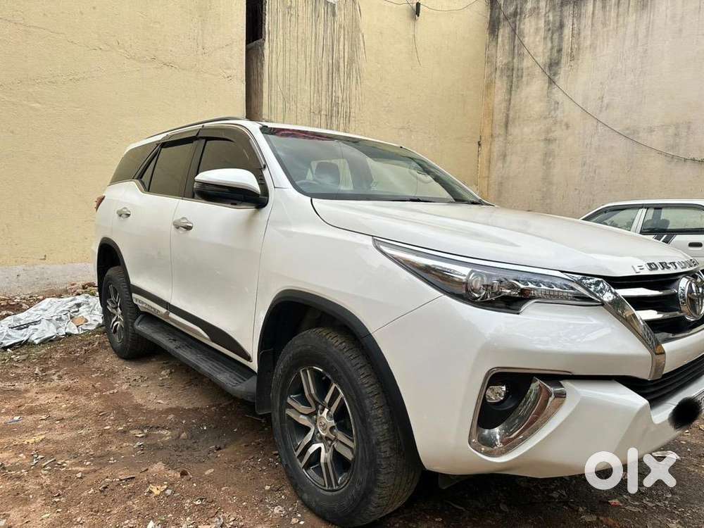 Toyota Fortuner 4*2