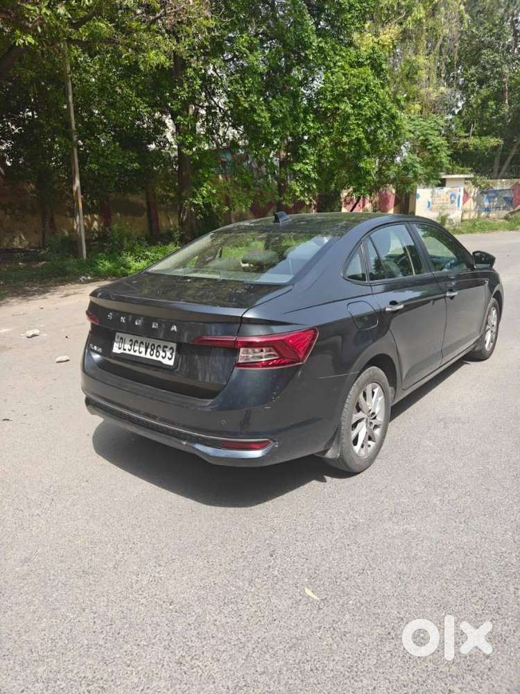 Skoda Slavia 1.0 Ambition Tsi, 2022, Petrol
