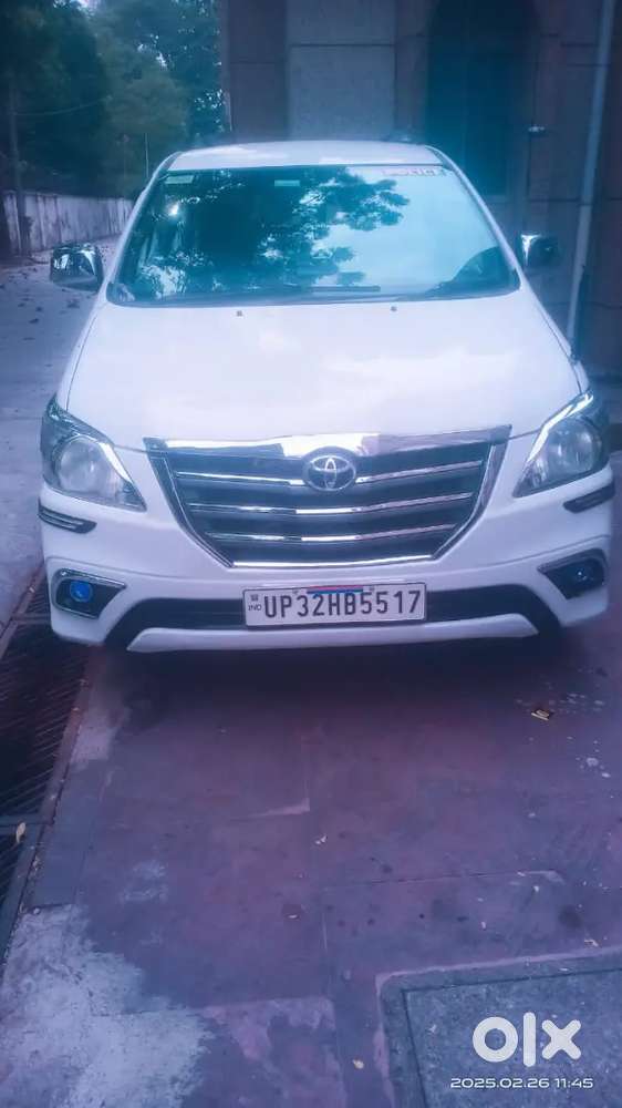 Toyota Innova 2016