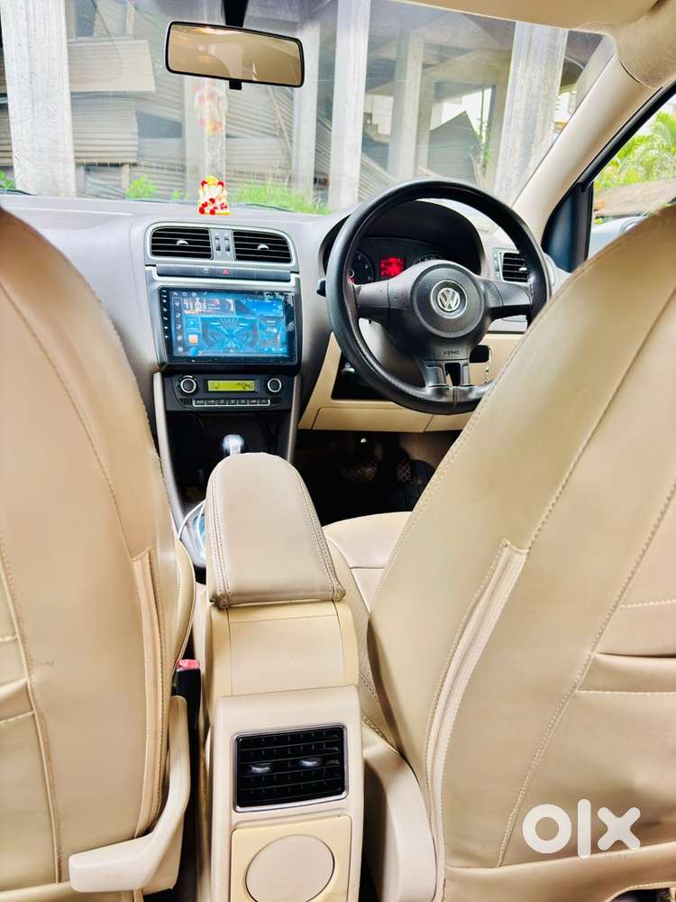 Volkswagen Vento 2011 Automatic